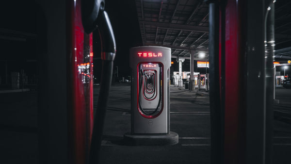 Tesla To Build the World's Largest Supercharger With 164 Stalls and Solar Canopy